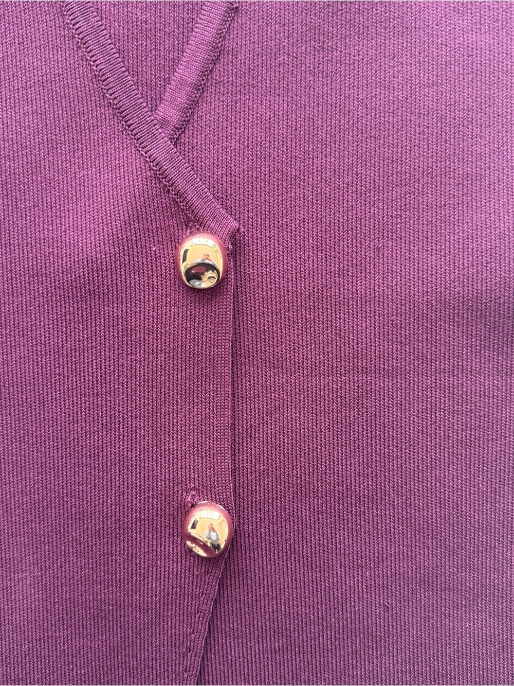 Zara Maroon Sleeveless V-Neck Knit Vest with Gold Buttons - Picture 3 of 5